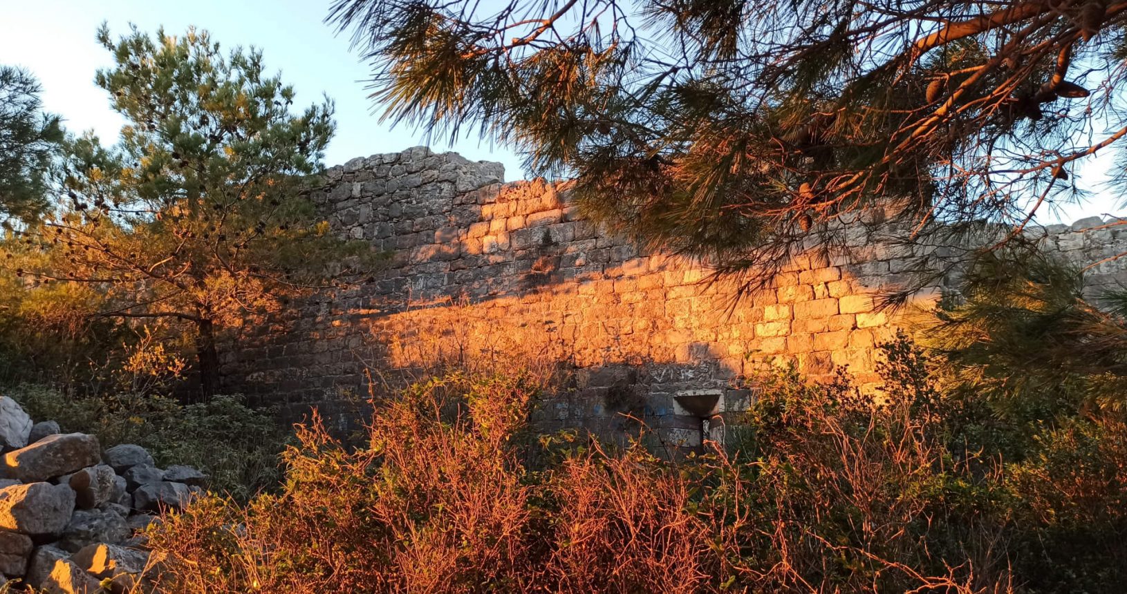Wall of Тврђава Ратац