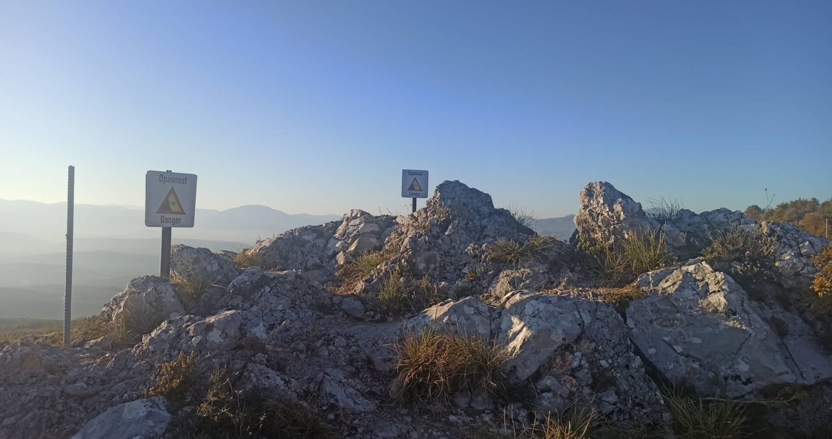 Stones at the top of Viewpoint Kuk Ledinski