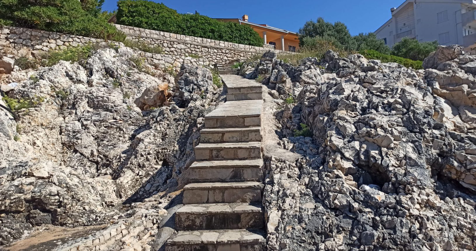 Stony stairs to the sea on Hladna Uvala