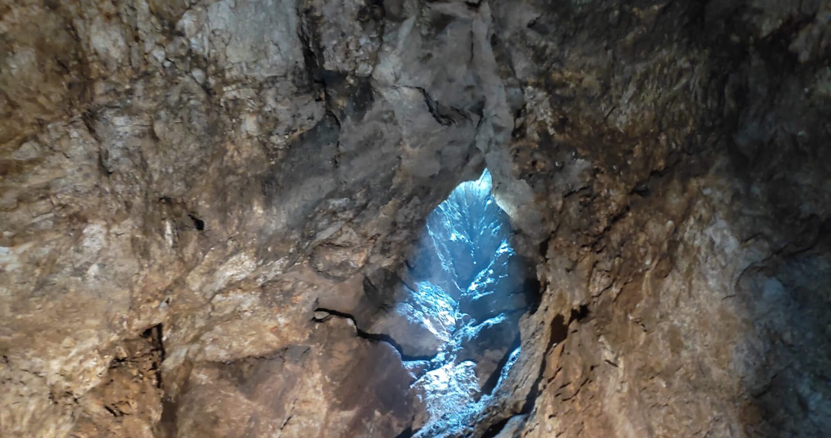 Hidden entrance to Lipa Cave