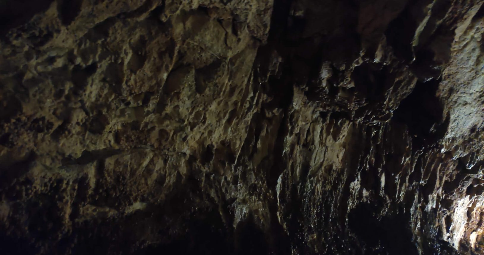 Rocky wall of Lipa Cave