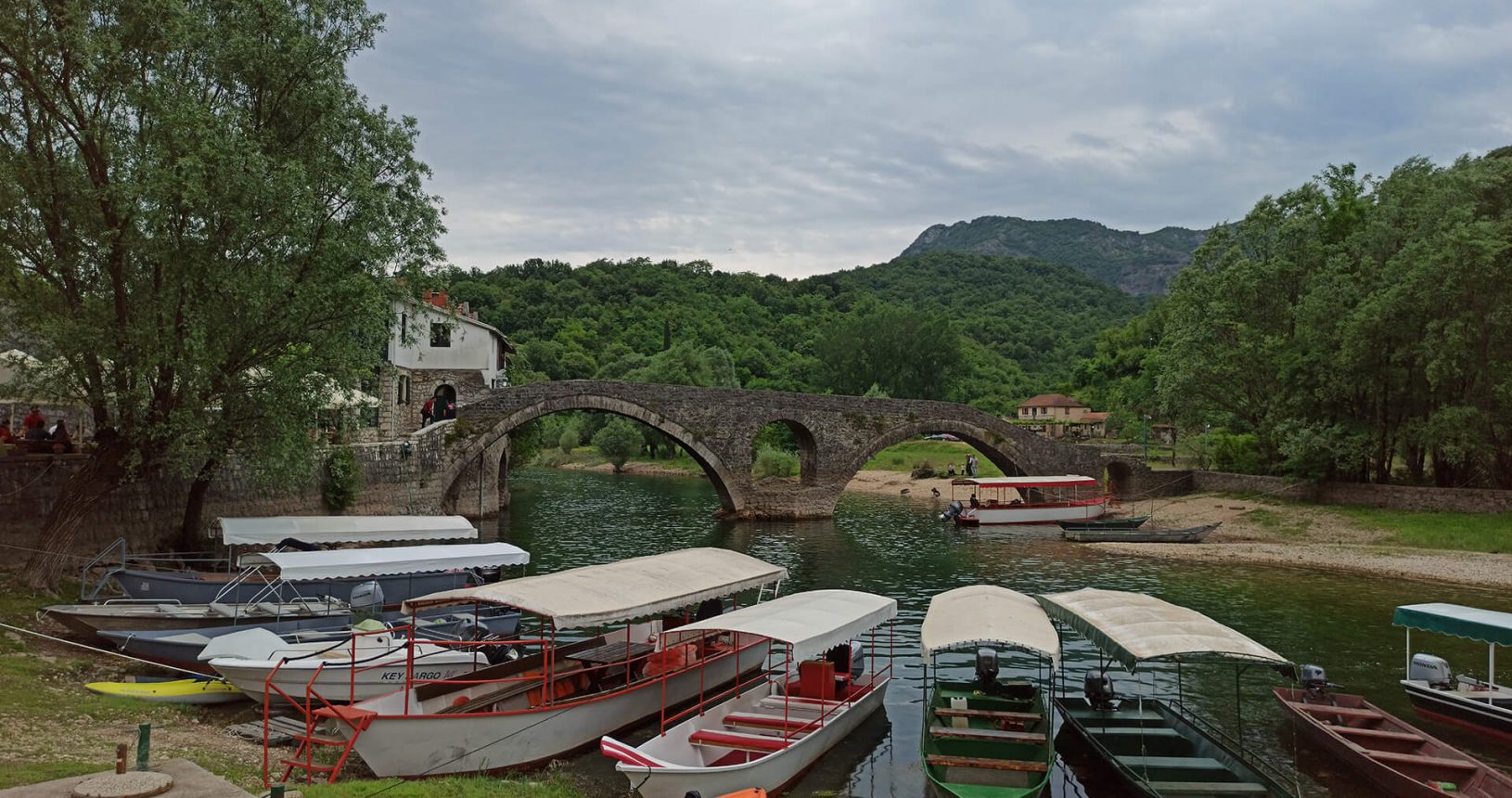 Rijeka Crnojevića old bridge