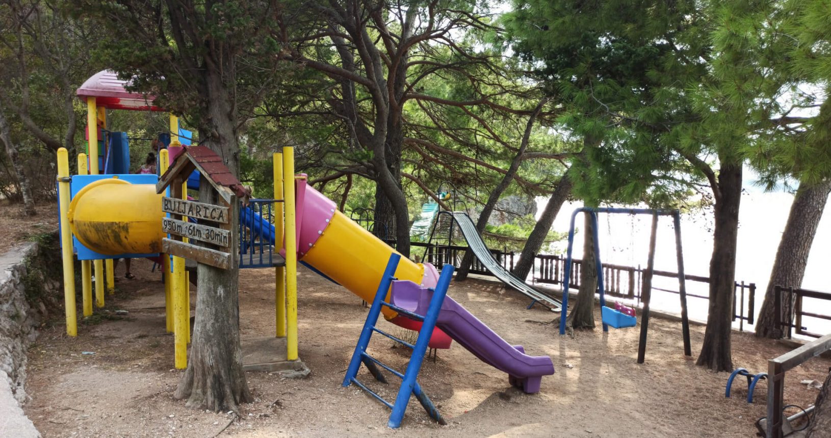 Luchica Beach playgrpund for kids