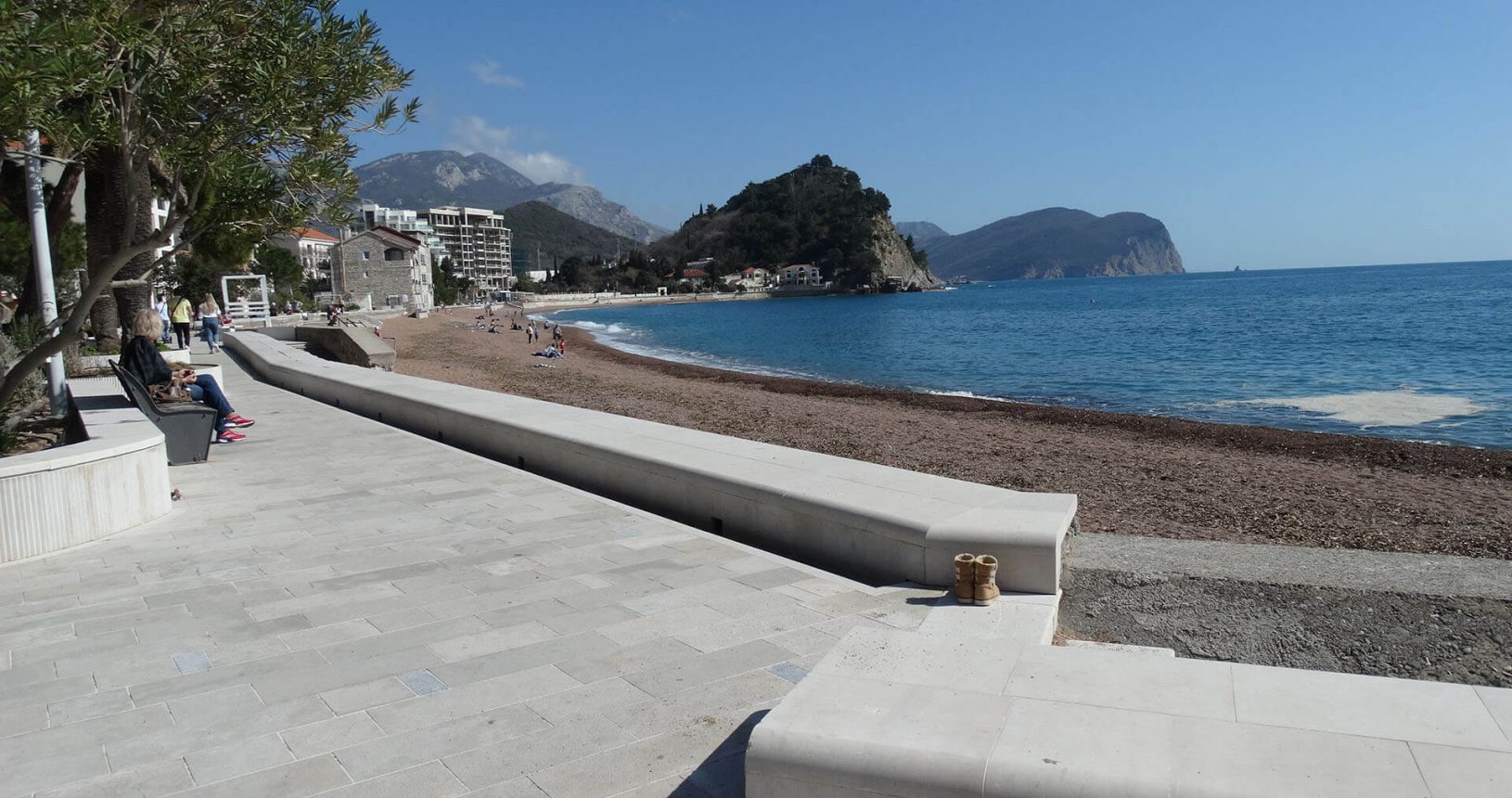 Promenade in Petrovac cliffs view