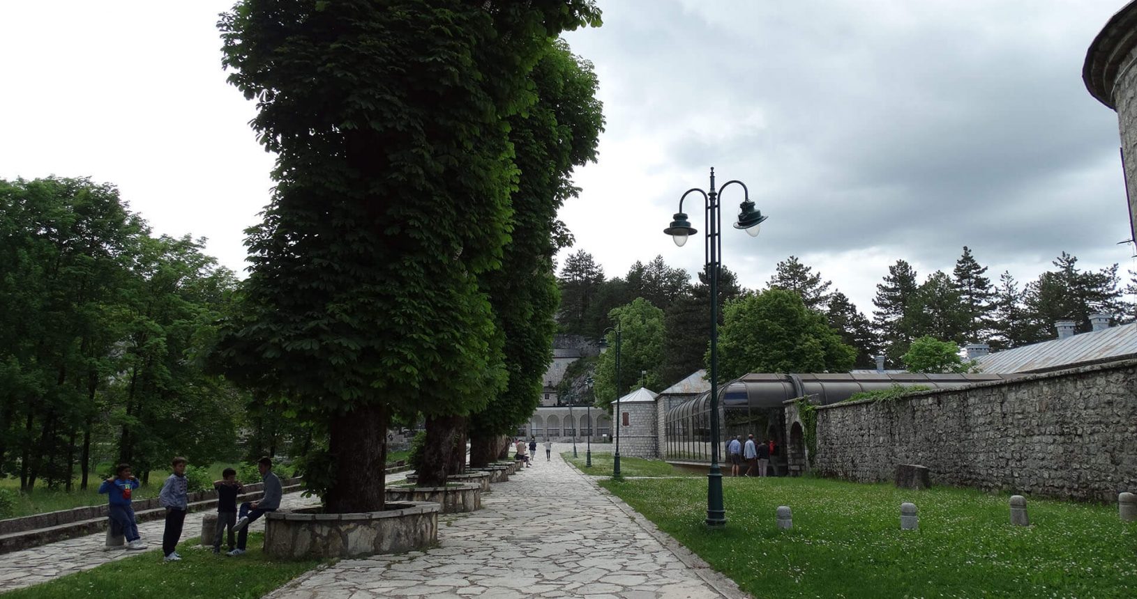 Exploring Cetinje