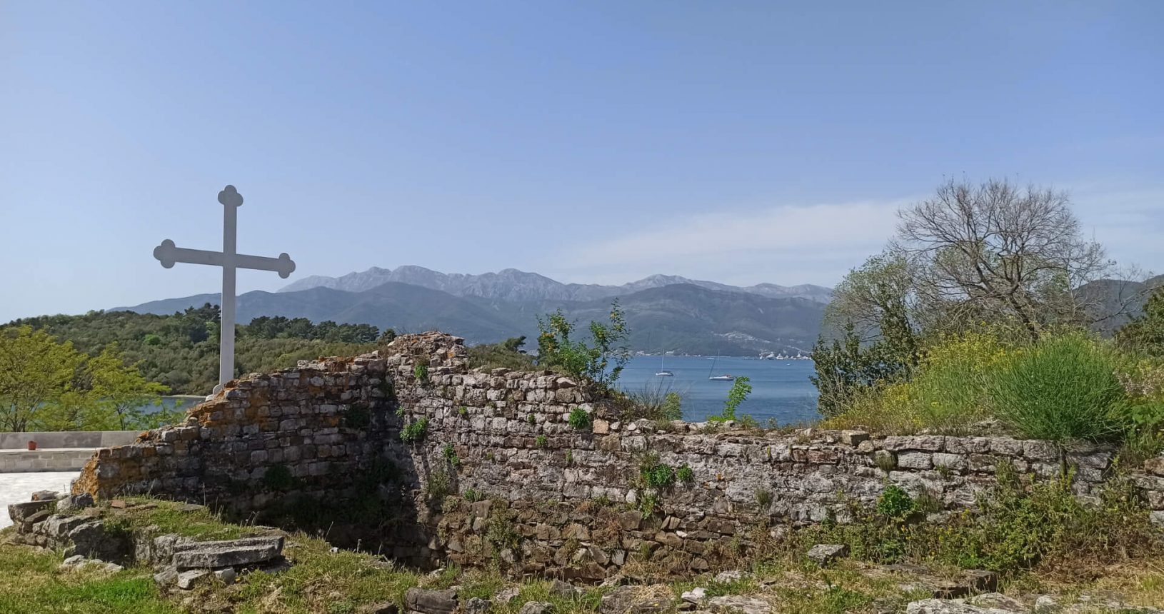 Ancient church ruins and sea view at the top 1620685307475. The island of flowers