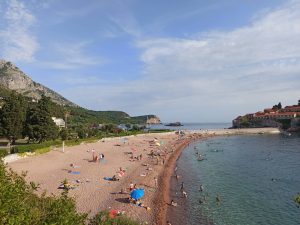 Sveti Stefan beach 2 with people