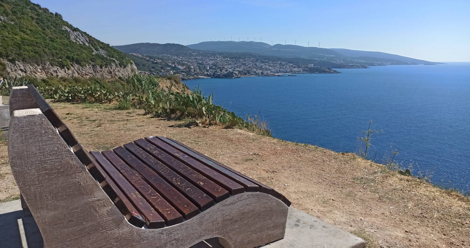 Resting area at Viewpoint Dobra Voda