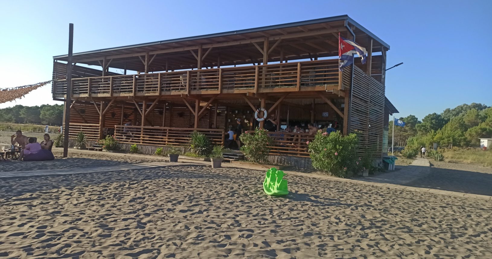 Mojito Beach bar front view