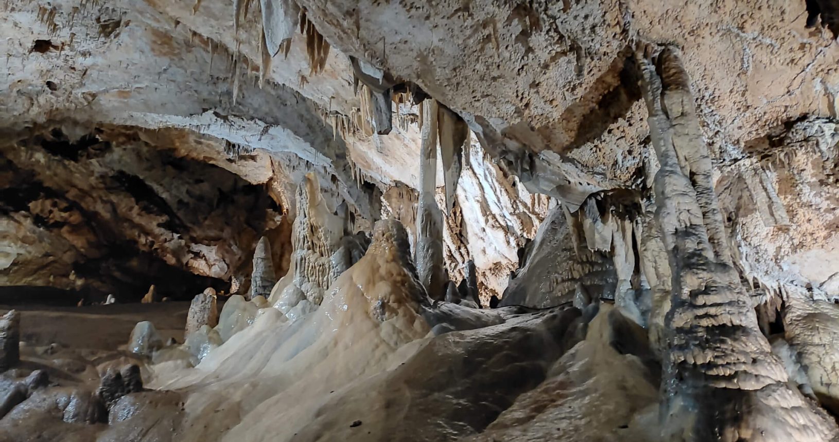 Divine ancient beauty of Lipa Cave
