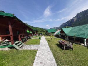 raftingcampgreentara